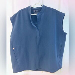 FIGS Women's Deep Reef Rafaela Oversized Scrub Top LARGE